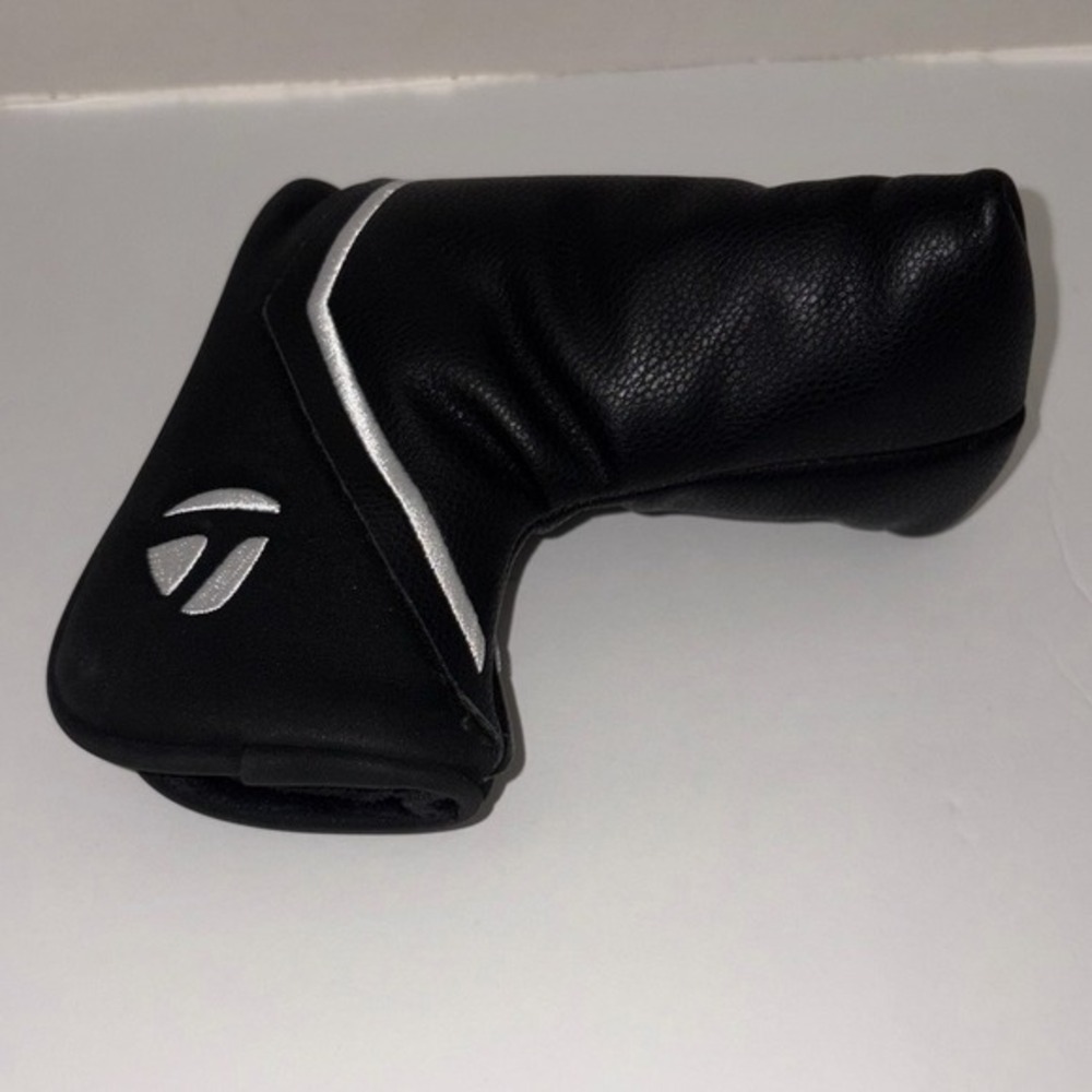TAYLORMADE Black Golf Club Headcover‎